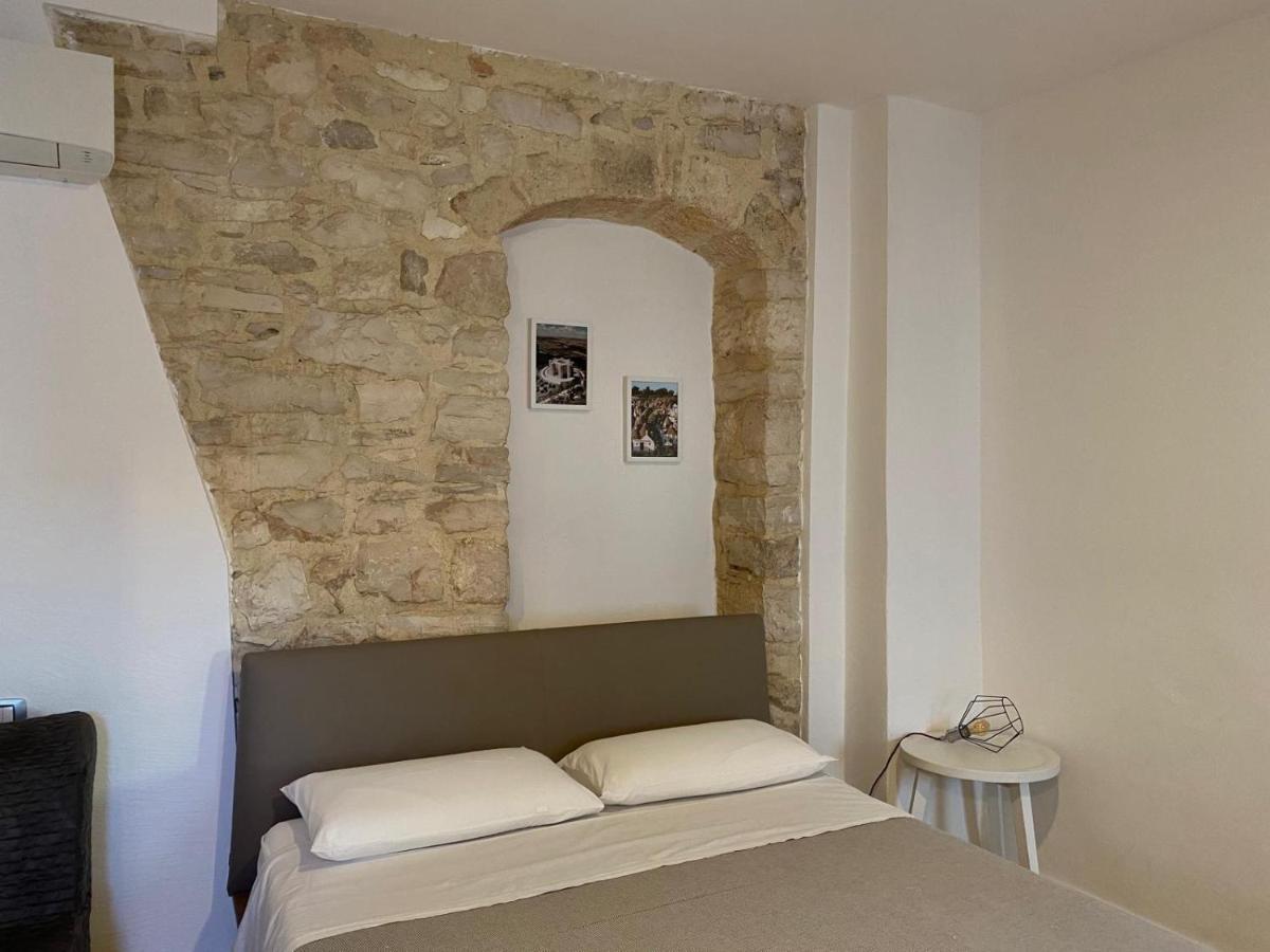 Altrelli Rooms Corato Exterior photo
