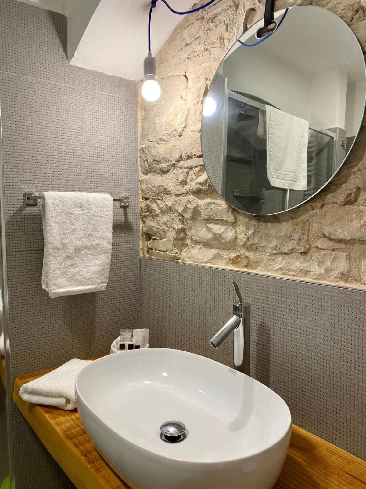 Altrelli Rooms Corato Exterior photo